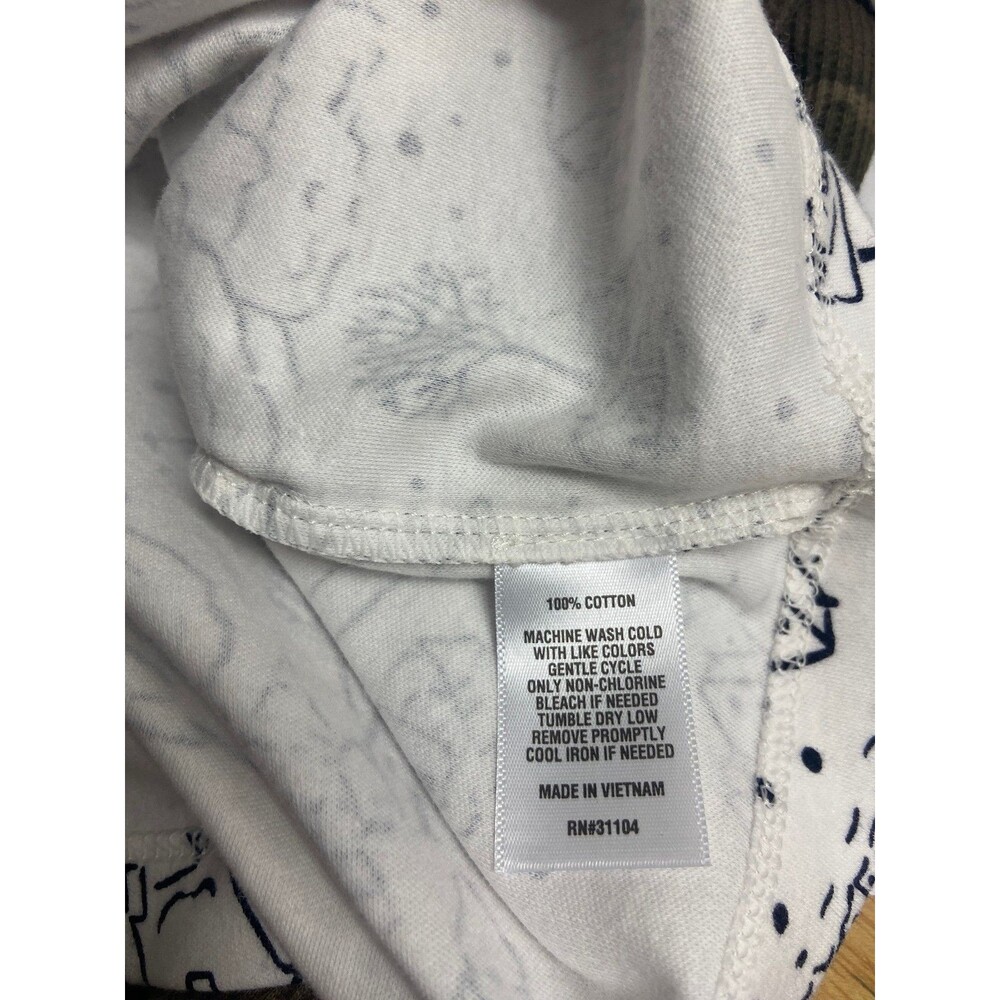NWT Kim Rogers Perfectly Soft T-Shirt Winter Scene Black and White - Picture 8 of 8